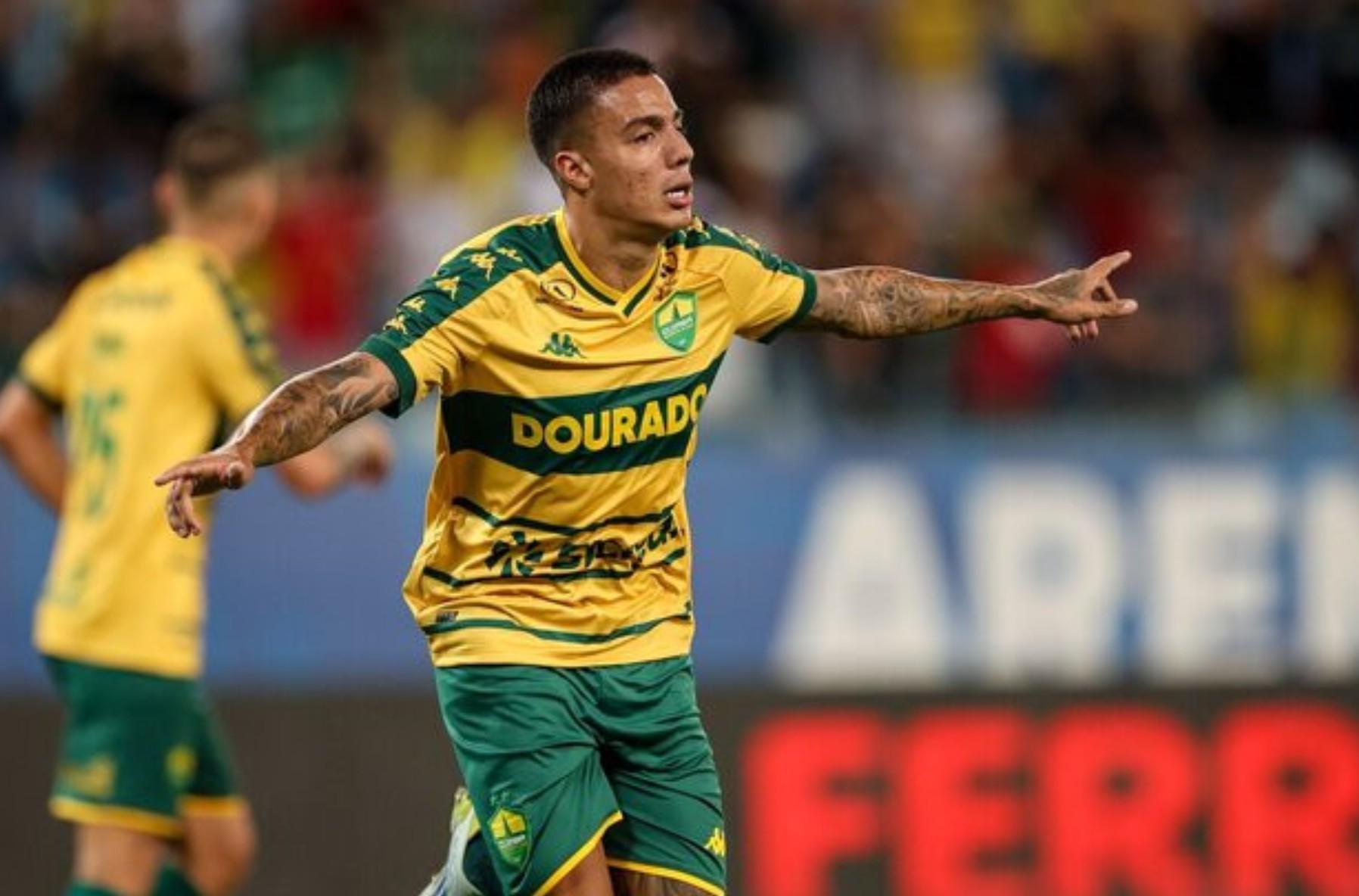 MK体育-记者：武汉三镇向巴西边锋阿尔贝托开出租借报价，含买断条款